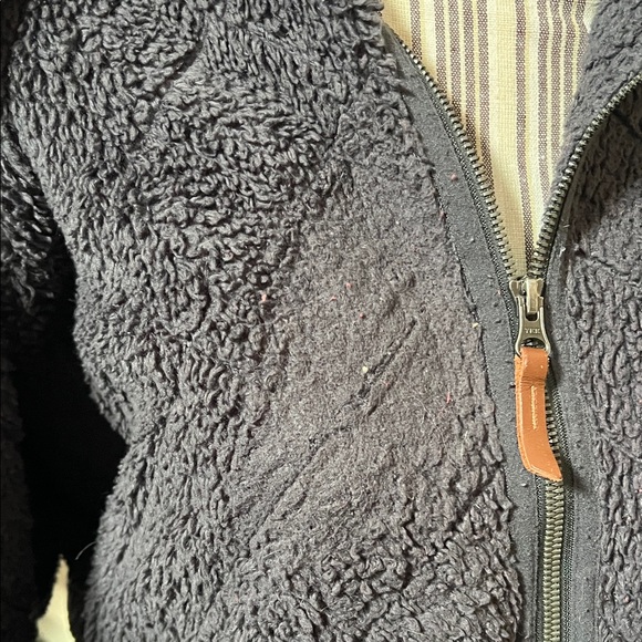 Columbia Women's Black Teddy Jacket - Picture 4 of 5